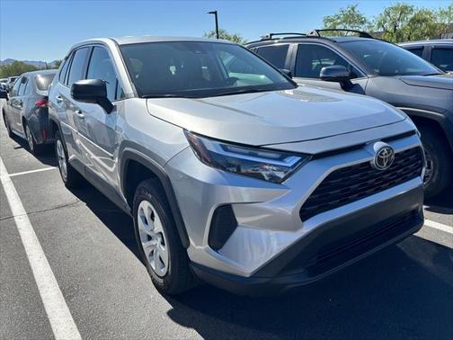 2024 Toyota RAV4 LE