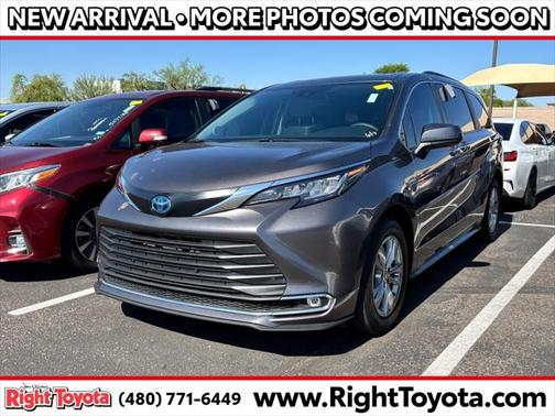 2023 Toyota Sienna XLE 7 Passenger