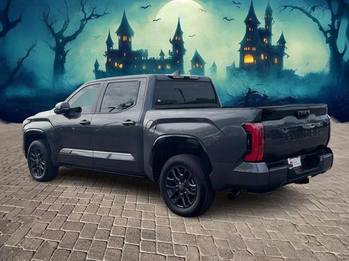 2025 Toyota Tundra Platinum