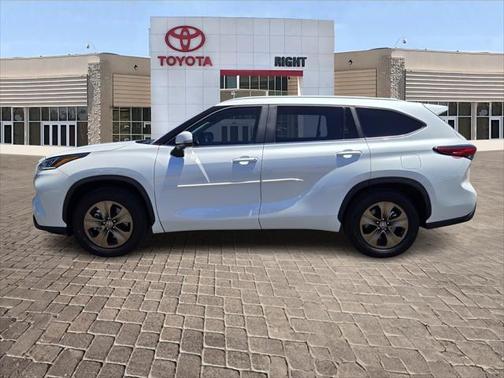 2023 Toyota Highlander Hybrid XLE