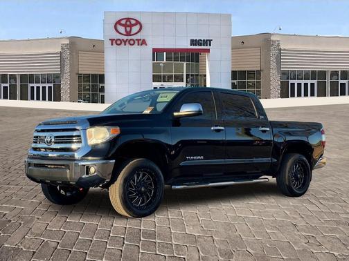 2017 Toyota Tundra SR5