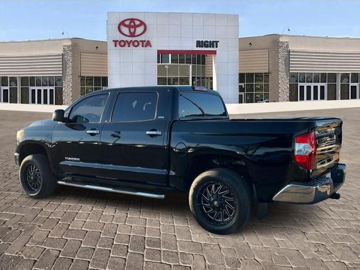 2017 Toyota Tundra SR5
