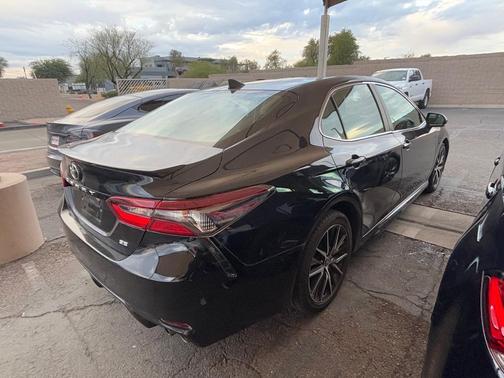 2022 Toyota Camry SE