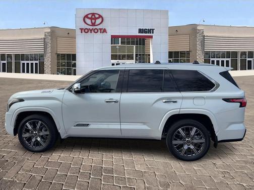 2023 Toyota Sequoia Capstone