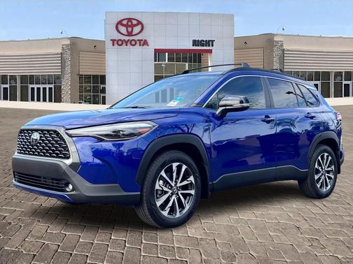 2025 Toyota Corolla Cross XLE