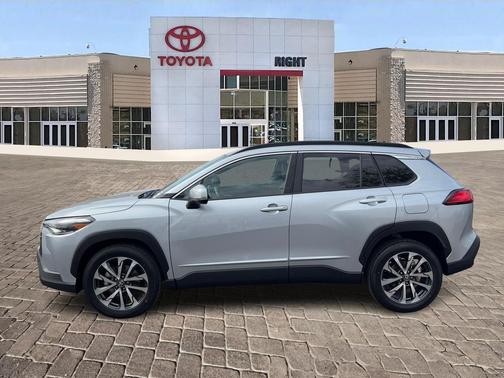 2022 Toyota Corolla Cross XLE