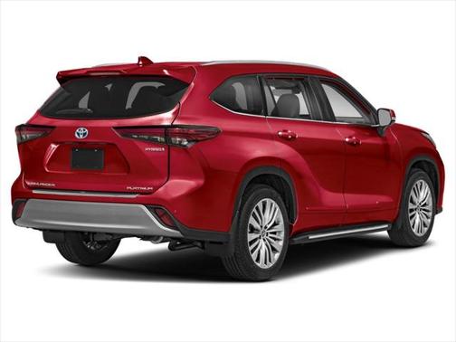 2025 Toyota Highlander Hybrid Platinum