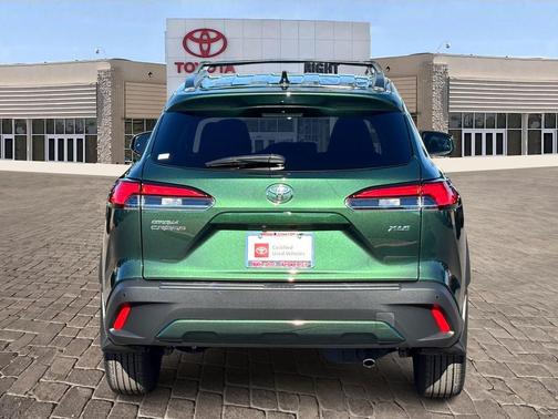 2025 Toyota Corolla Cross XLE