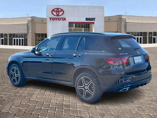 2022 Mercedes-Benz GLC 300 Base
