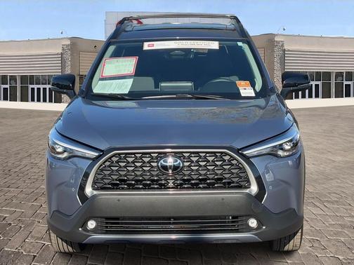 2025 Toyota Corolla Cross XLE