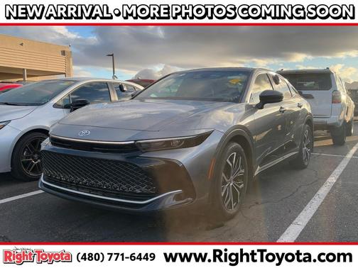 2023 Toyota Crown XLE