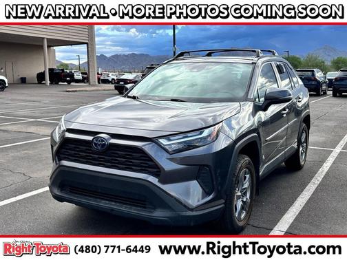 2024 Toyota RAV4 Hybrid XLE