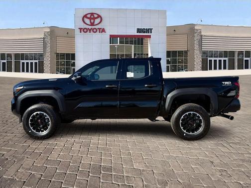 2025 Toyota Tacoma Hybrid TRD Off Road