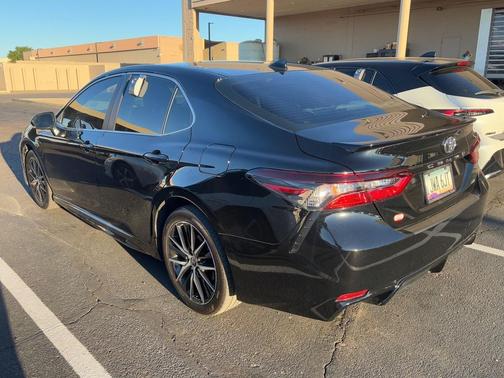2024 Toyota Camry SE