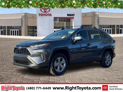 2022 Toyota RAV4 Hybrid XLE