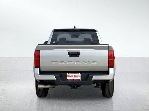 0j9 2026 Toyota Tacoma SR5