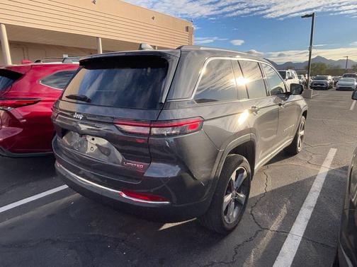 2022 Jeep Grand Cherokee Limited