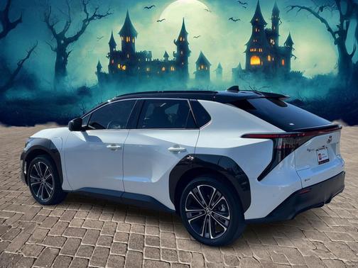 2025 Toyota bZ4X Limited