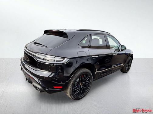 2025 Porsche Macan Macan GTS