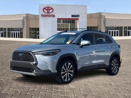 2024 Toyota Corolla Cross XLE