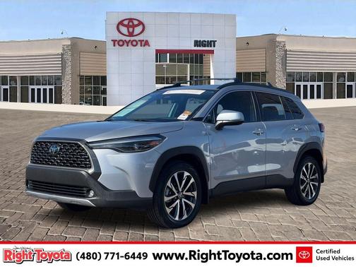 2024 Toyota Corolla Cross XLE