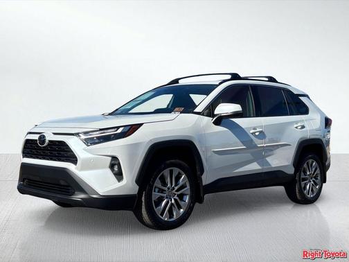 Wind Chill Pearl 2023 Toyota RAV4 XLE Premium