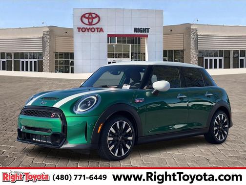 2023 MINI Hardtop Cooper S
