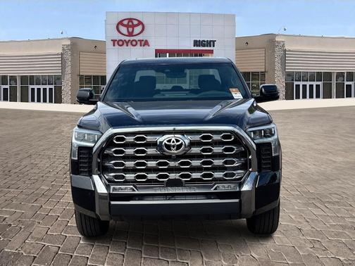 2025 Toyota Tundra Hybrid Platinum