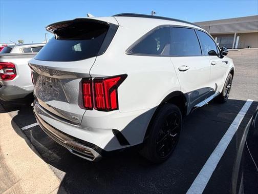 2023 Kia Sorento SX