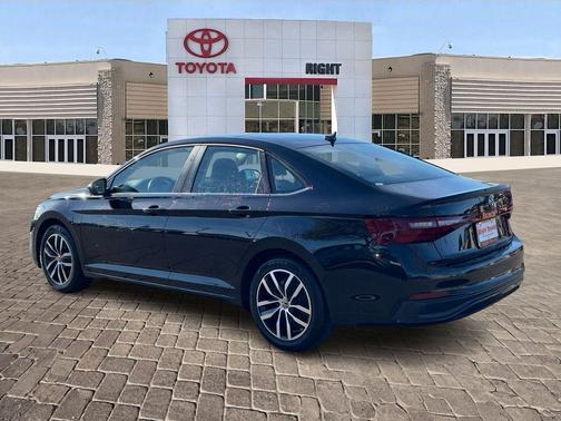 2025 Volkswagen Jetta 1.5T SE