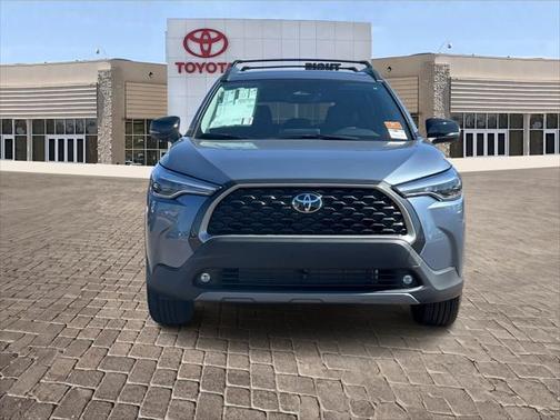 2025 Toyota Corolla Cross XLE