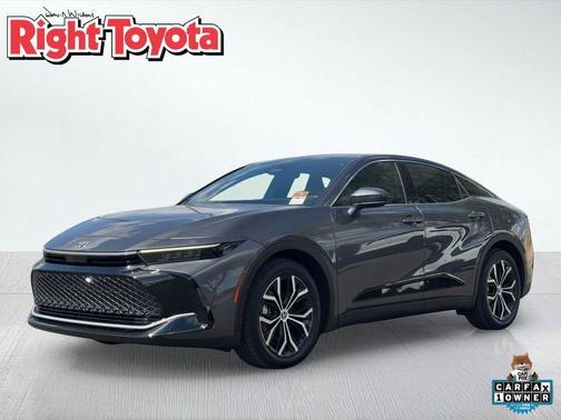 Magnetic Gray Metallic 2024 Toyota Crown Limited