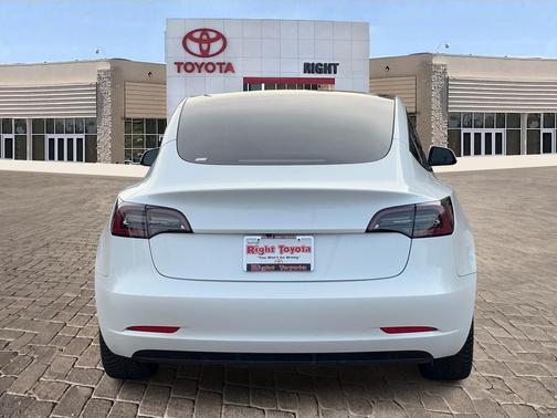 2023 Tesla Model 3 Standard Range