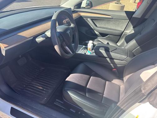 2023 Tesla Model 3 Standard Range