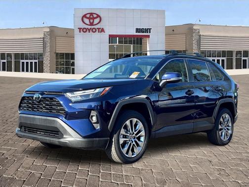 2022 Toyota RAV4 XLE Premium