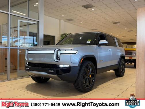2023 Rivian R1S Adventure