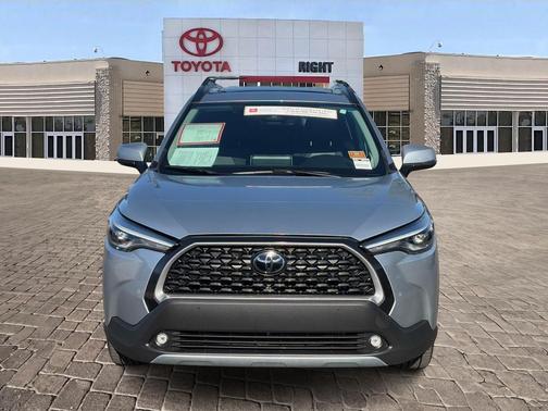 2023 Toyota Corolla Cross XLE