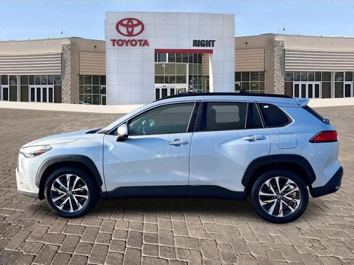 2023 Toyota Corolla Cross XLE
