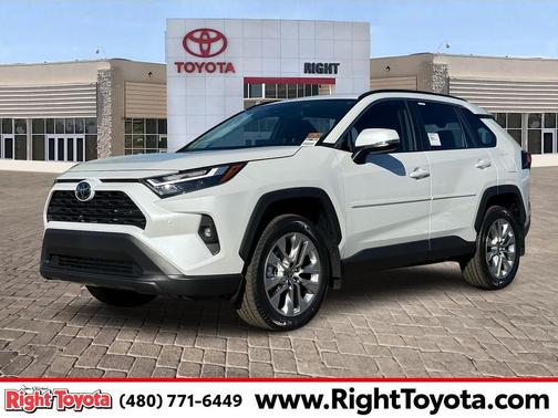 2025 Toyota RAV4 XLE Premium
