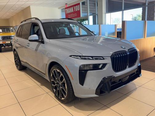 2025 BMW X7 xDrive40i