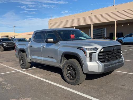 2023 Toyota Tundra SR5