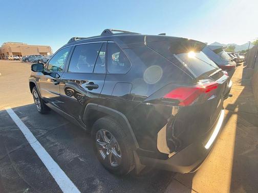 2024 Toyota RAV4 Hybrid LE