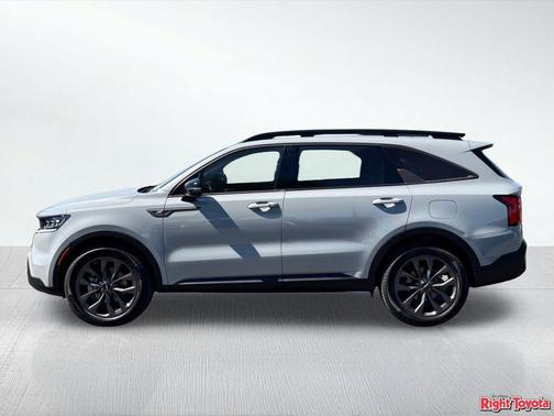 Wolf Gray 2022 Kia Sorento SX