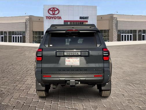 2025 Toyota 4Runner TRD Off Road