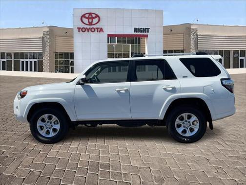2024 Toyota 4Runner SR5