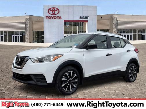 2019 Nissan Kicks S