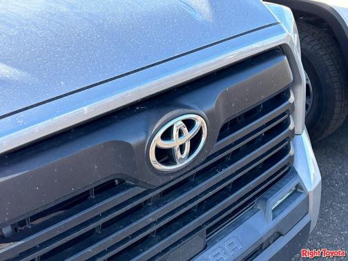 Celestial Silver Metallic 2022 Toyota Tundra SR5