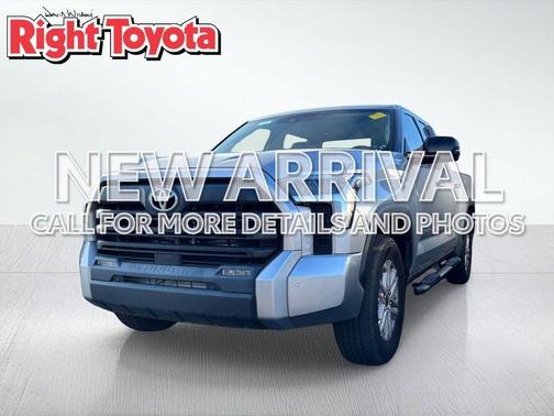 Celestial Silver Metallic 2022 Toyota Tundra SR5