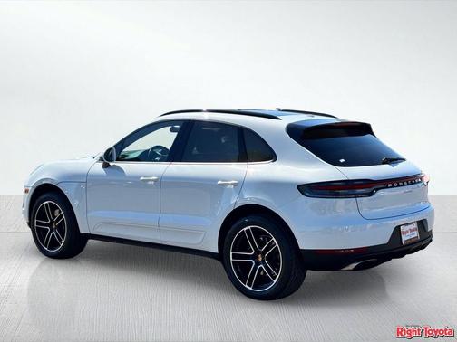 2021 Porsche Macan Macan