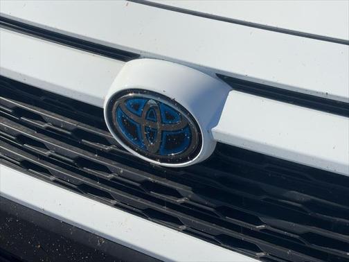2024 Toyota RAV4 Hybrid Woodland Edition